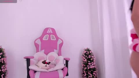   online show from 09/13/25, 09:58