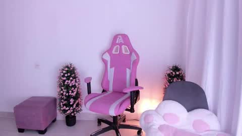   online show from 10/16/25, 09:49