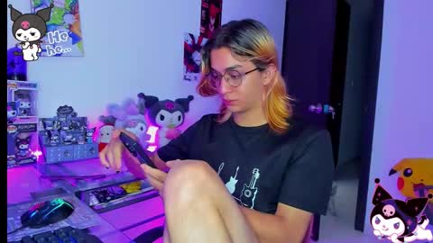 Keita moon online show from 11/17/25, 07:52