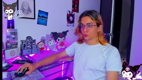 Keita moon online show from 12/02/25, 04:24