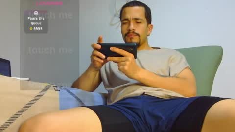 Snapshot of keivid_2303 chatting on 08/01/26, 04:56 david online show from 08/01/26, 04:56