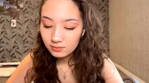 Kely online show from 09/13/25, 07:19