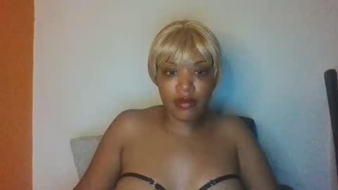 Kellie online show from 05/08/26, 03:12