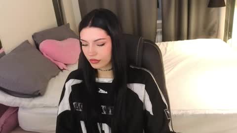 Snapshot of kelly__bunny chatting on 05/16/26, 06:32 Kelly online show from 05/16/26, 06:32