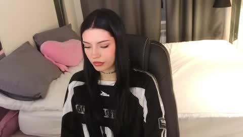 Snapshot of kelly__bunny chatting on 05/16/26, 06:54 Kelly online show from 05/16/26, 06:54