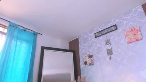 kelly__thomson online show from 09/12/25, 07:36