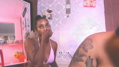 kelly__thomson online show from 09/16/25, 09:16