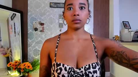 kelly__thomson online show from 10/01/25, 11:22