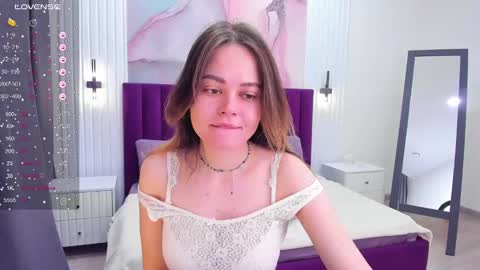 Kelly online show from 03/08/25, 02:01