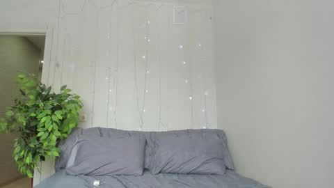 Snapshot of kelly_gerzikaaa chatting on 03/22/26, 04:27 kelly_gerzikaaa online show from 03/22/26, 04:27