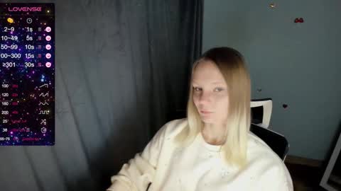 Snapshot of kelly_lly chatting on 10/12/25, 12:04 Kelly online show from 10/12/25, 12:04