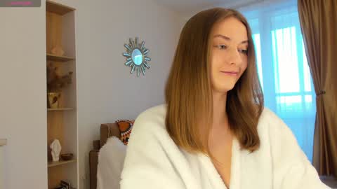 Kelly XO online show from 01/18/25, 01:08