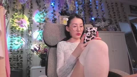 Snapshot of kellyasian chatting on 12/14/24, 11:50 Leia online show from 12/14/24, 11:50