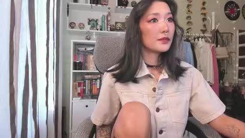 Snapshot of kellyasian chatting on 09/14/25, 06:45 Leia online show from 09/14/25, 06:45