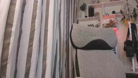 Snapshot of kellyasian chatting on 10/08/25, 06:44 Leia online show from 10/08/25, 06:44