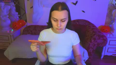 Im Kelly online show from 10/17/25, 12:30