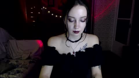 Snapshot of kellydark0111 chatting on 02/15/25, 12:37 Mistress  online show from 02/15/25, 12:37