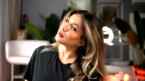 Denise online show from 10/08/25, 01:47