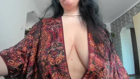 Snapshot of kellymorgan_ chatting on 01/30/25, 11:22 Monday - Friday  08 am - 3 pm GMT 3 online show from 01/30/25, 11:22