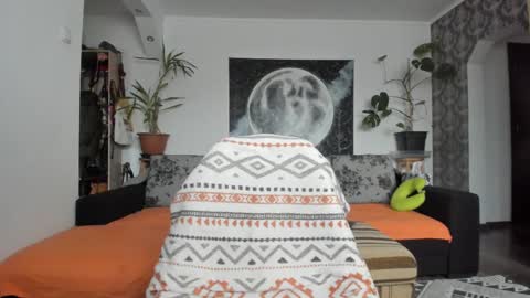 Snapshot of kellymorgan_ chatting on 02/15/25, 12:11 Monday - Friday  08 am - 3 pm GMT 3 online show from 02/15/25, 12:11