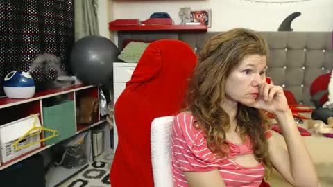 Snapshot of kellynumber chatting on 01/10/25, 08:37 kelly online show from 01/10/25, 08:37