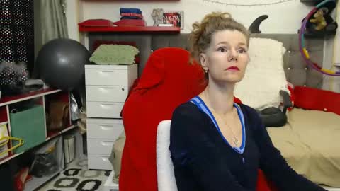 Snapshot of kellynumber chatting on 01/13/25, 06:16 kelly online show from 01/13/25, 06:16