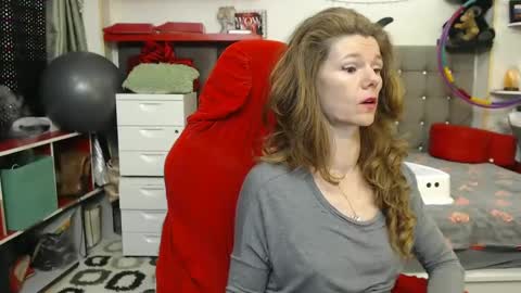 Snapshot of kellynumber chatting on 01/15/25, 05:58 kelly online show from 01/15/25, 05:58