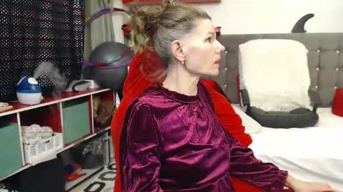 Snapshot of kellynumber chatting on 02/09/25, 06:16 kelly online show from 02/09/25, 06:16