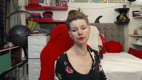 Snapshot of kellynumber chatting on 02/14/25, 06:40 kelly online show from 02/14/25, 06:40