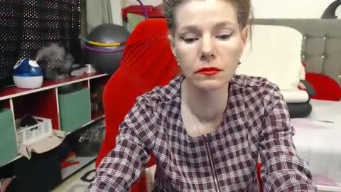 Snapshot of kellynumber chatting on 02/20/25, 02:40 kelly online show from 02/20/25, 02:40