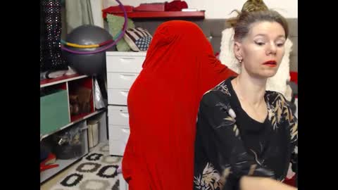 Snapshot of kellynumber chatting on 02/22/25, 12:27 kelly online show from 02/22/25, 12:27
