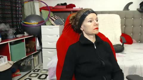 Snapshot of kellynumber chatting on 02/23/25, 04:07 kelly online show from 02/23/25, 04:07