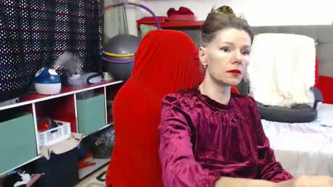 Snapshot of kellynumber chatting on 02/27/25, 10:04 kelly online show from 02/27/25, 10:04