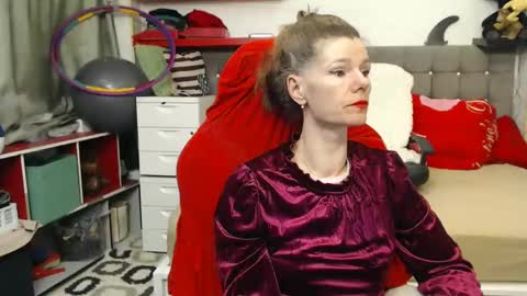 Snapshot of kellynumber chatting on 03/10/25, 12:07 kelly online show from 03/10/25, 12:07