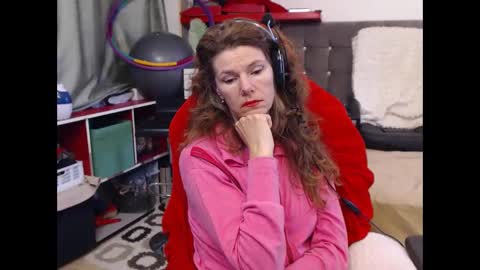 Snapshot of kellynumber chatting on 03/11/25, 07:04 kelly online show from 03/11/25, 07:04