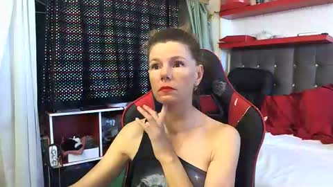 Snapshot of kellynumber chatting on 09/18/25, 09:00 kelly online show from 09/18/25, 09:00