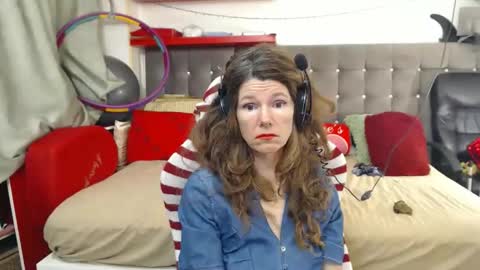 kelly online show from 11/12/25, 01:28