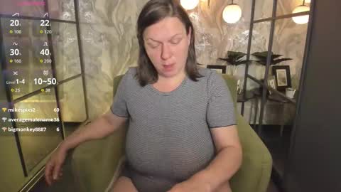 Kelly online show from 09/17/25, 05:47