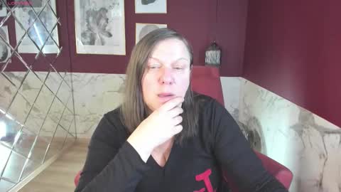 Kelly online show from 12/18/25, 05:24