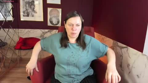 Kelly online show from 05/18/26, 06:19