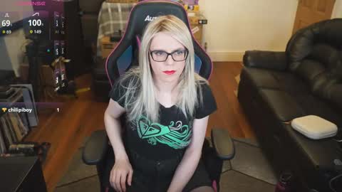 kelseycobalt online show from 10/22/25, 08:30