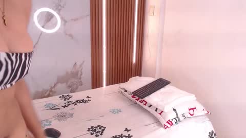 Samanta  online show from 02/25/26, 12:04