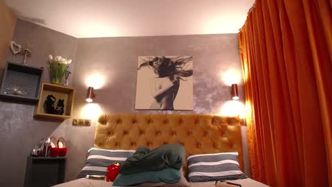 kelsikarterr online show from 12/30/24, 06:20