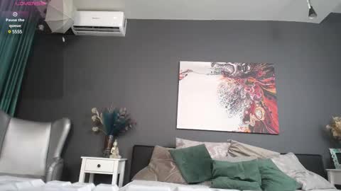 kelsikarterr online show from 02/13/25, 04:54