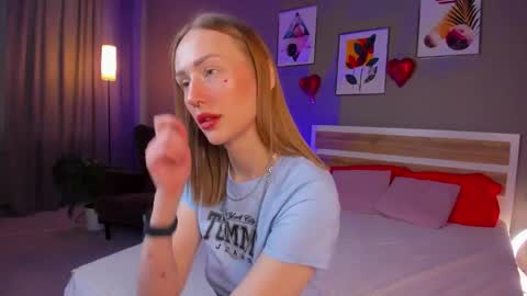 Snapshot of kely_cute chatting on 02/24/26, 11:19 kely cute online show from 02/24/26, 11:19