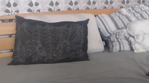 kelywild20 online show from 11/16/25, 10:21