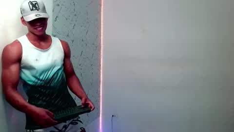 Snapshot of ken__owensx chatting on 09/25/25, 04:49 ken__owensx online show from 09/25/25, 04:49