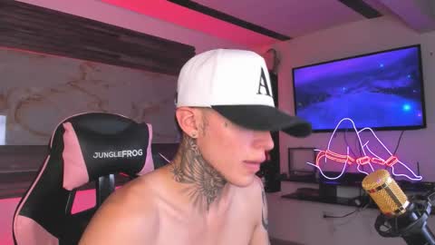 ken_and_bonnie online show from 12/19/25, 04:41