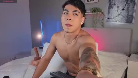   online show from 10/23/25, 11:42