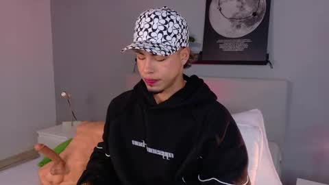   online show from 03/26/26, 11:16